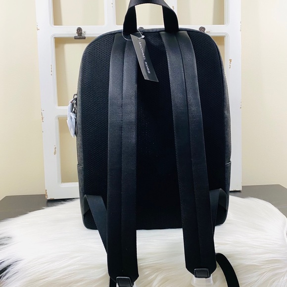 Michael Kors Jet Set Men’s Backpacks & Wallet Set - Picture 3 of 15